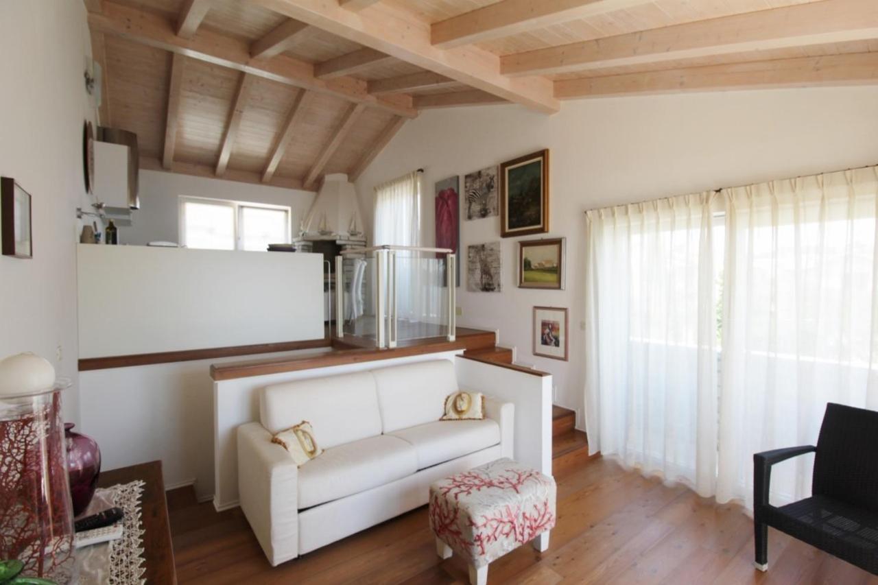 Istrian Villa With Unique Sea View Ловречиця Екстер'єр фото