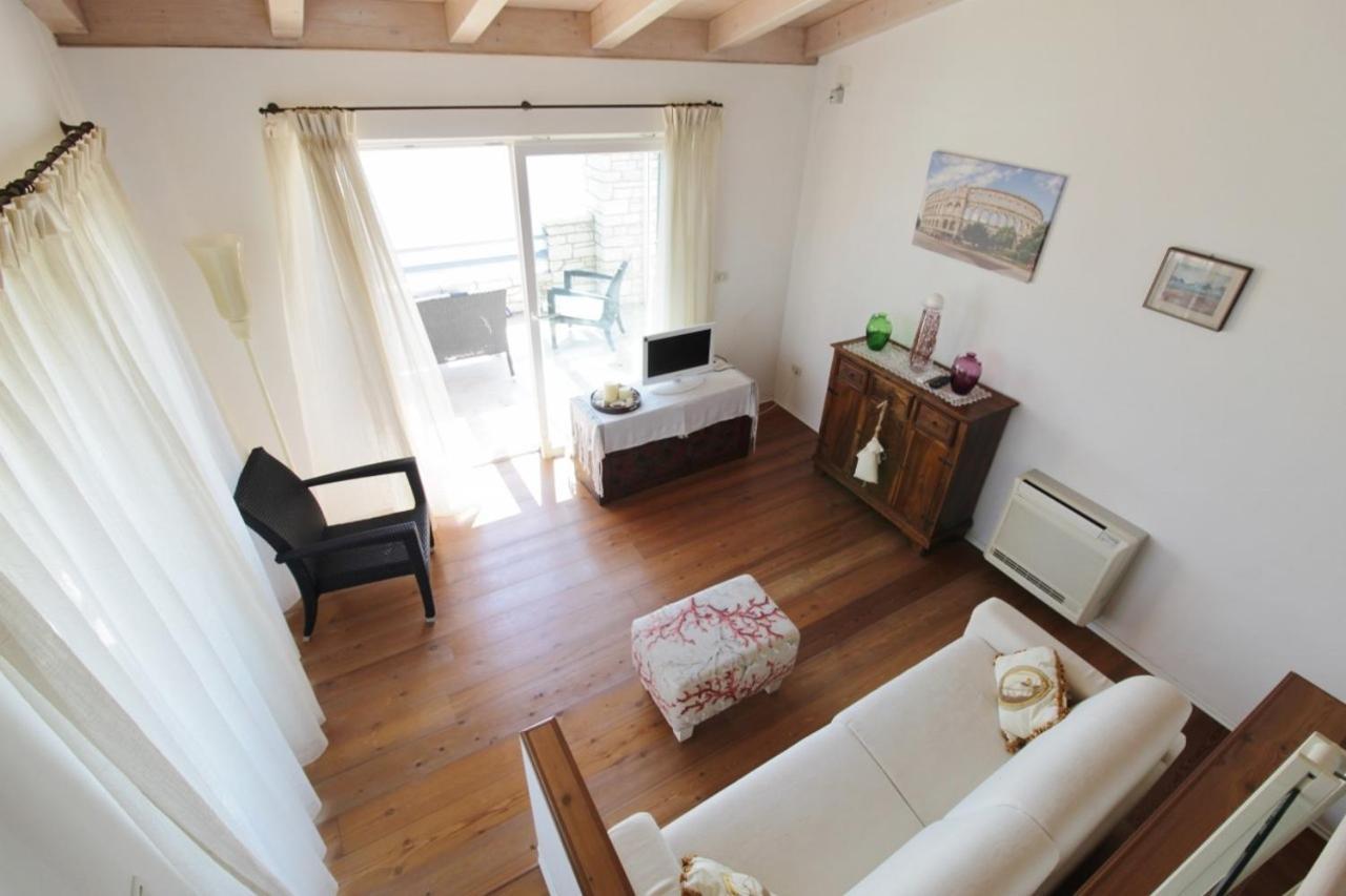 Istrian Villa With Unique Sea View Ловречиця Екстер'єр фото