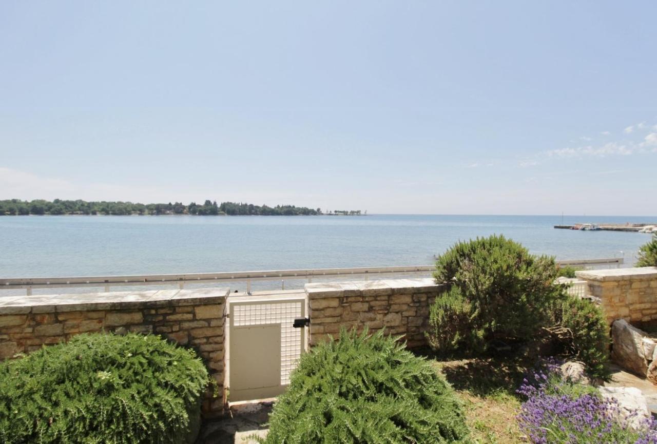 Istrian Villa With Unique Sea View Ловречиця Екстер'єр фото